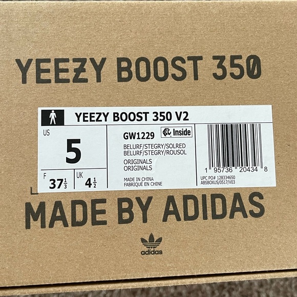 adidas Yeezy Boost 350 V2
Beluga - READ SIZING BEFORE BUYING - Picture 3 of 5